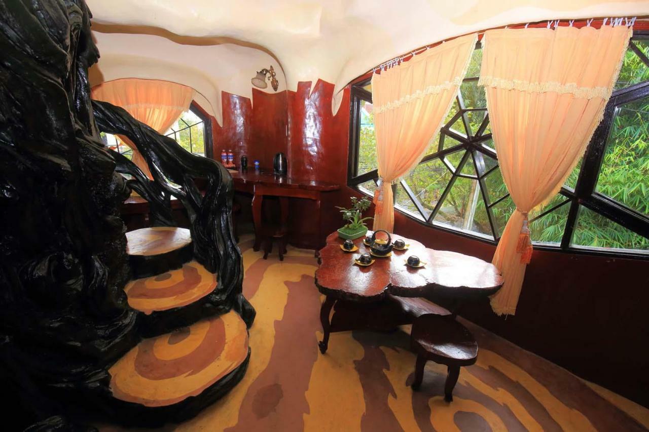 Crazy House Villa Dalat Exteriör bild