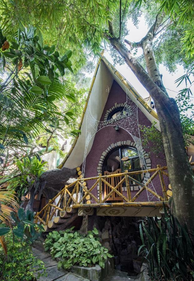 Crazy House Villa Dalat Exteriör bild